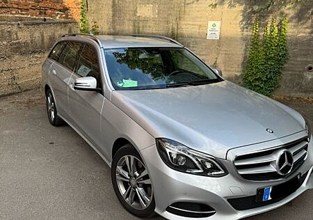 Mercedes-Benz E 250 BlueTEC 4MATIC T-Modell Automatik 2.HAND