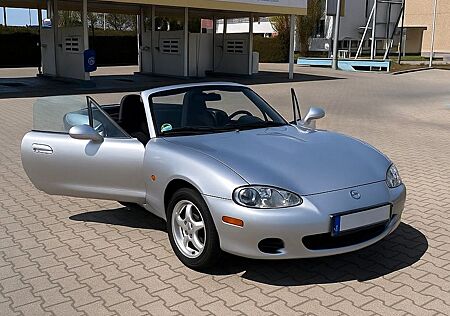 Mazda MX-5 1.6 16V