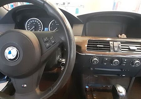 BMW 550i A -