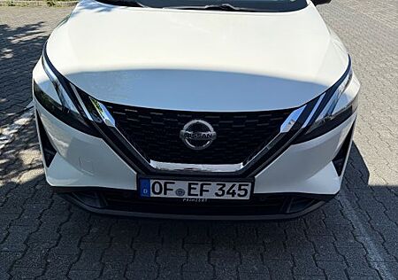 Nissan Qashqai 1.3 DIG-T MHEV 140PS N-Connecta N-Co...