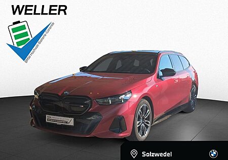 BMW i5 M60 xDr Tour M Sport Pro AHK Pano DAPro 360°