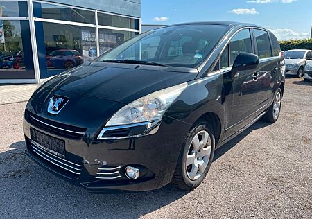 Peugeot 5008 Premium *PANO*PDC*KLIMA*