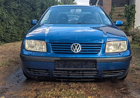 VW Bora Volkswagen 1.6 16V Edition