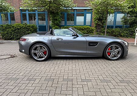 Mercedes-Benz AMG GT MB Garantie, Top Finanzierung, viel Carbon