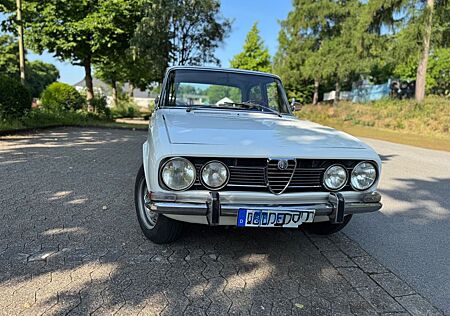 Alfa Romeo BERLINA 1750 aus der ersten Serie