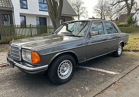 Mercedes-Benz 280 E Oldtimer 2.Hand 73.000 KM DEUTSCHES AUTO