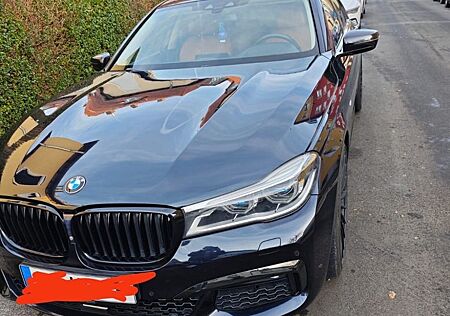 BMW 750 Baureihe 7 Lim i xDrive VOLL AUSSTATUNG