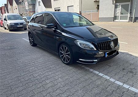 Mercedes-Benz 200 B200 turbo 2011 facelift model Top auto