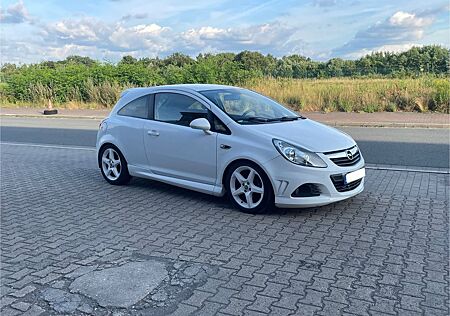 Opel Corsa 1.4 Twinport Edition