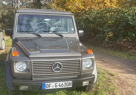 Mercedes-Benz G 230