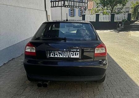 Audi A3 1.6 Ambiente Ambiente