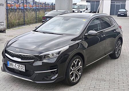 Kia XCeed gebraucht kaufen Kia XCeed Plug in Hybrid Platinum, voll, Garanti