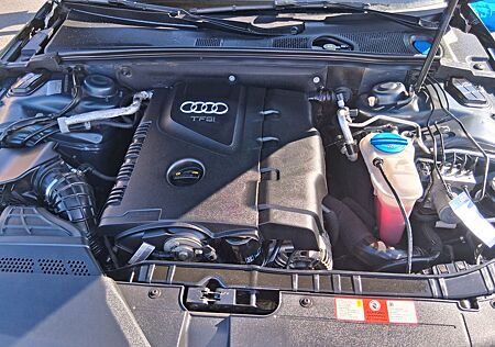 Audi A4 1.8 TFSI 88kw multitronic Attraction Attr...
