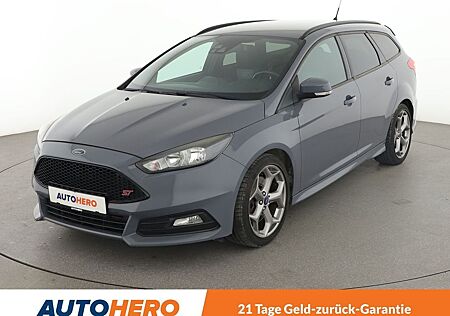 Ford Focus 2.0 EcoBoost ST*PDC*SHZ*KLIMA*RECARO*