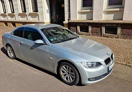 BMW 320i Cabrio -