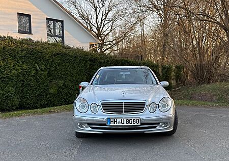 Mercedes-Benz E 320 4MATIC AVANTGARDE Avantgarde