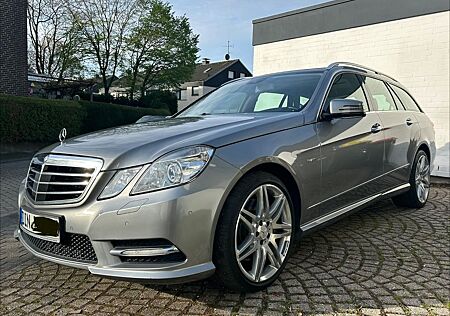 Mercedes-Benz E 350 CDI 4MATIC T-Modell | AMG