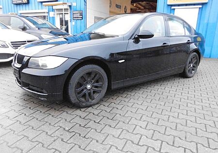 BMW 318 i Limousine