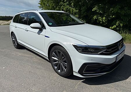 VW Passat Variant Volkswagen GTE 1.4 TSI DSG Matrix AHK IQ