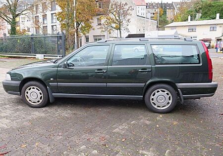 Volvo V70 5Zyl.Turbo Sthzg Tüv Neu Kein Wartst. 1. HND