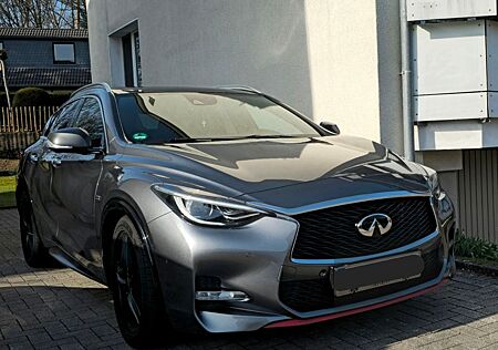 Infiniti Q30 2.2d DCT AWD Sport City Black