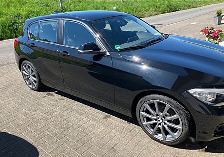 BMW 118i -