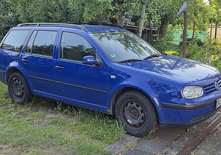 VW Golf Volkswagen 1.4 Basis Variant Basis