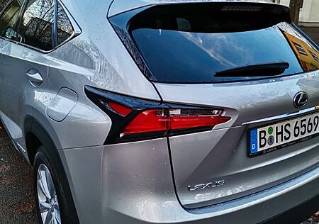 Lexus NX 300 300h Executive Line Executive Line