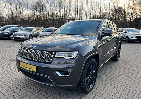 Jeep Grand Cherokee 3.0 CRD Overland Scheckheft