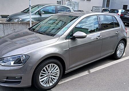 VW Golf Volkswagen Tadellos gepflegter 7