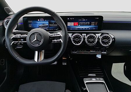 Mercedes-Benz CLA 200 *AMG Line Premium *Burmester*Multibeam**