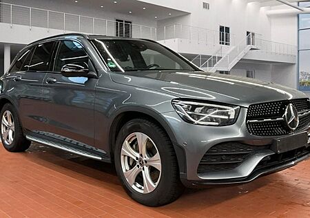 Mercedes-Benz GLC 220 d 4Matic*AMG-LINE*LED*KAMERA*AMBIENTE