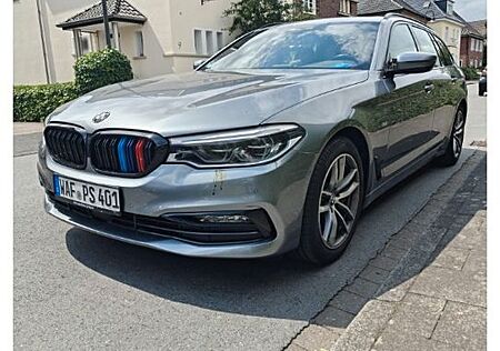 BMW 540d xDrive Touring A -
