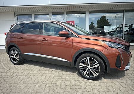 Peugeot 5008 1.2 PureTech 130 Allure 7 Sitzer Navi Kamer