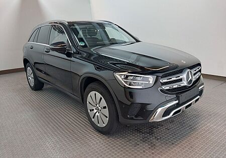Mercedes-Benz GLC 300 GLC 300de 4Ma. OFFROAD.*PANO*DISTRO*AHK*LANE*CAM