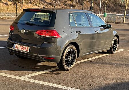 VW Golf Volkswagen VII Lim. Comfortline BMT
