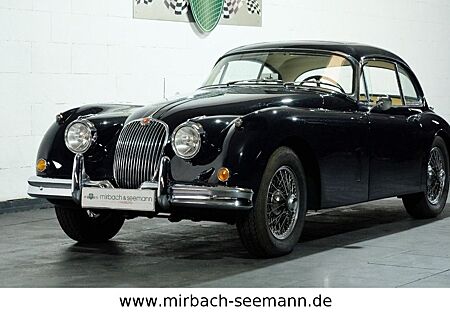 Jaguar XK 150 FHC mit Schiebedach und 5-Gang-Getriebe
