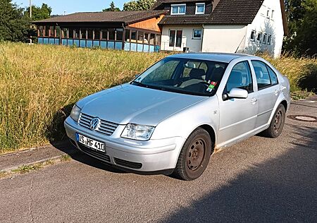 VW Bora Volkswagen 1.9TDI 96kW 131 PS 2.Hand