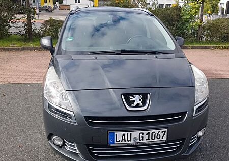 Peugeot 5008 1.6 Family 155 THP Family