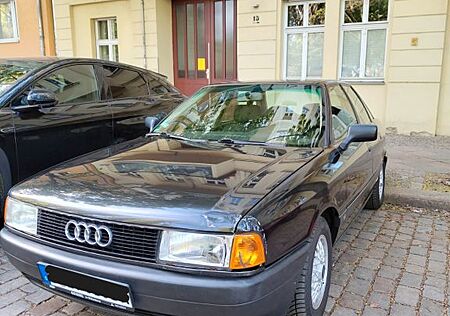 Audi 80 B3 (BJ. 1990) mit H-Kennzeichen