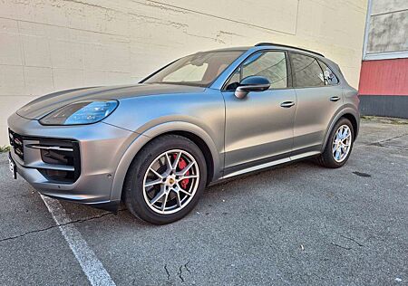 Porsche Cayenne S E-Hybrid, Folie ab Neuwagen NP 184000€