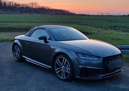 Audi TT 45 TFSI S tronic Roadster -
