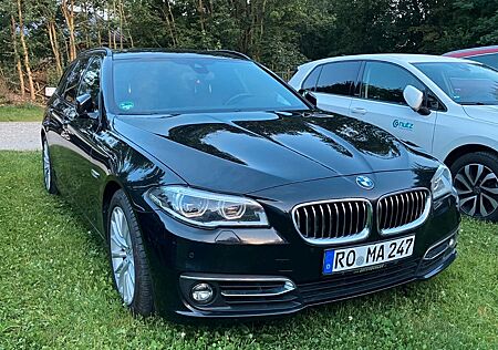 BMW 535d xDrive Touring A Luxury Standhzg. AHK