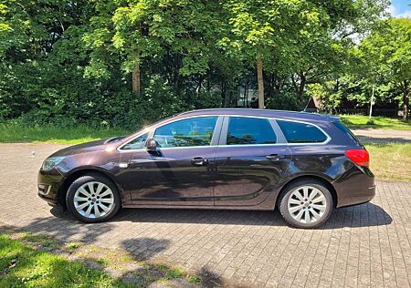 Opel Astra Sports Tourer 1.4 Turbo, TÜV neu