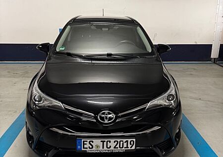 Toyota Avensis 2,0-l-D-4D Comfort Touring Sports Co...