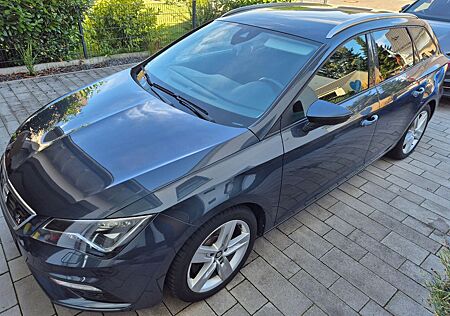 Seat Leon ST 2.0 TSI 140kW FR DSG FR Navi LED Kamera