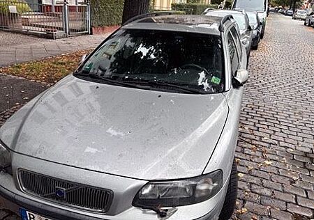 Volvo V70 II