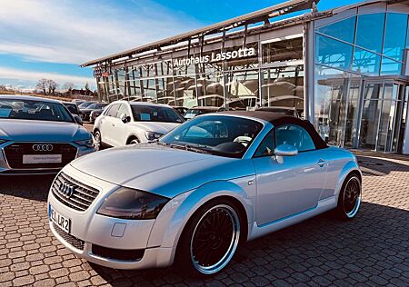 Audi TT Roadster 1.8T quattro 165 kW -