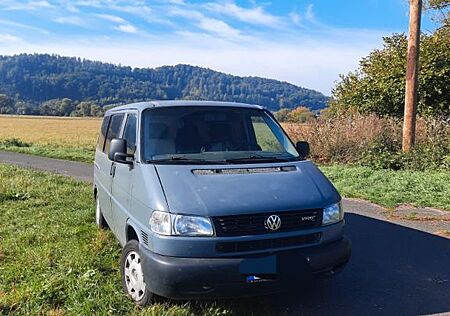 VW T4 Multivan Volkswagen 2.8 VR6/Klapptisch/7 Sitze/AHK
