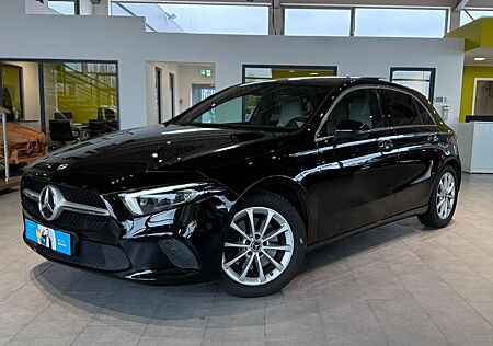 Mercedes-Benz A 220 *Burmester*Pano*RFK*SHZ*